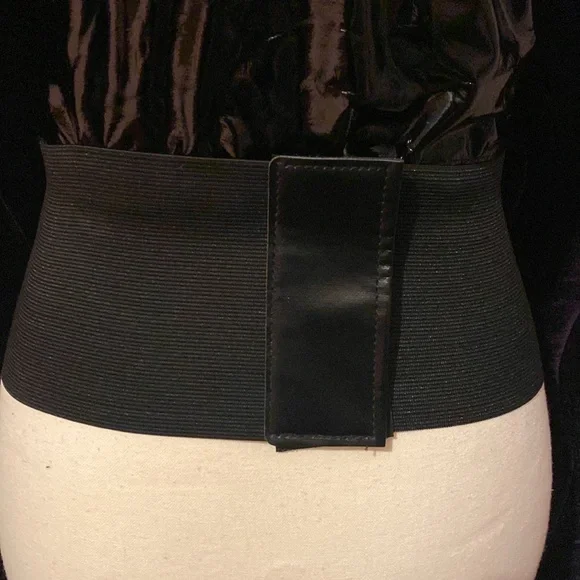 Black and red elastic corset belt with floral embroidery #060 - Picture 6 of 8